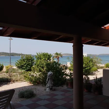 Apartment Point Lookout Zaboric